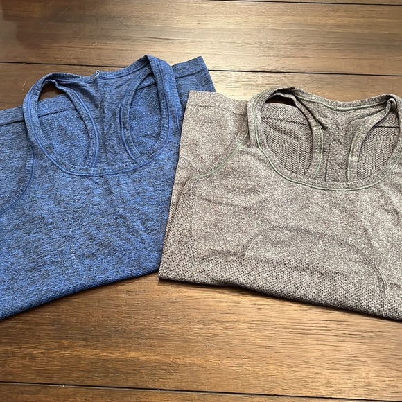 Lululemon Racerback Swiftly Tech Tank Top Bundle - Picture 3 of 4